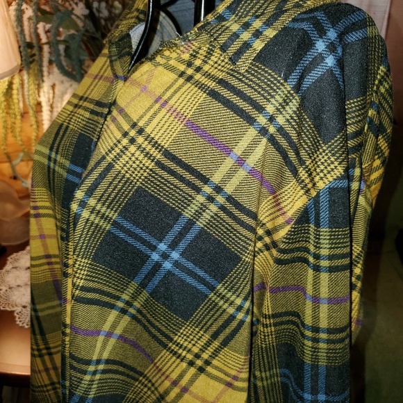 Rue21 4X  Button Up - Picture 4 of 6